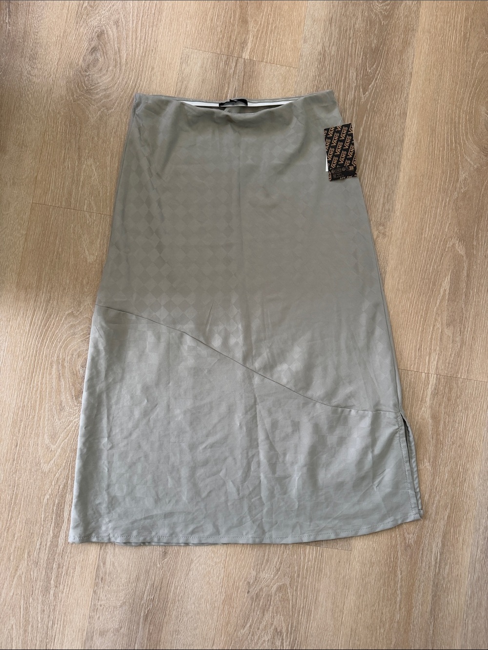 Vans Women's Charmeuse Diana A-Line Skirt in Silver Checkerboard